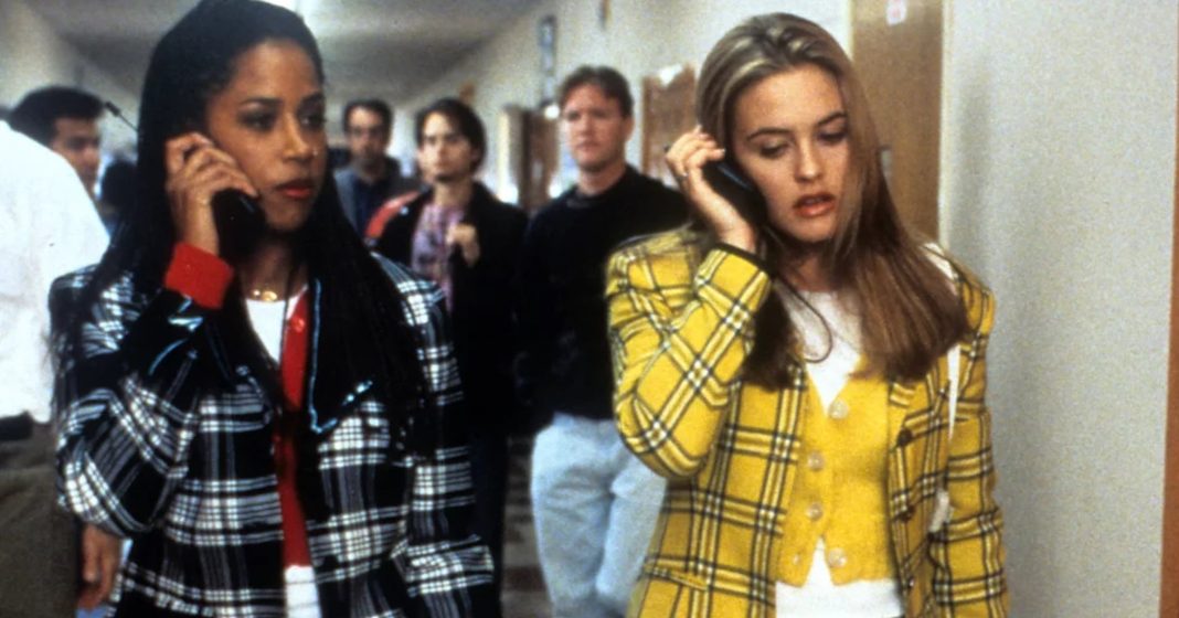 Easy DIY Halloween Costumes From Movies and TV Shows